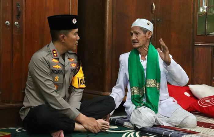 kapolres jombang dengan KH Masduqi