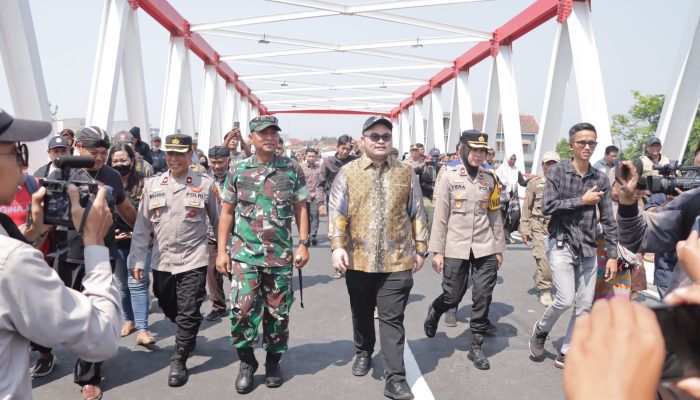 Bupati Kediri Resmikan Jembatan Jongbiru Akses Menuju Bandara Dhoho