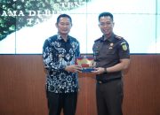 Bupati Lamongan Tandatangani MoU dengan Kejaksaan Demi Berikan Payung Hukum Perdata dan Tata Usaha