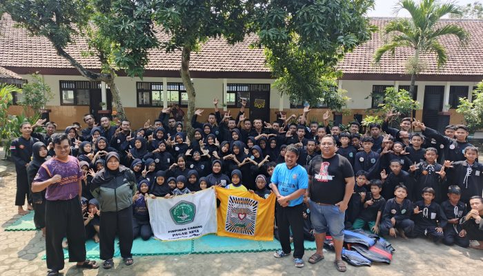 Latihan Gubungan Atlet PSHT dengan Atlet Pagar Nusa