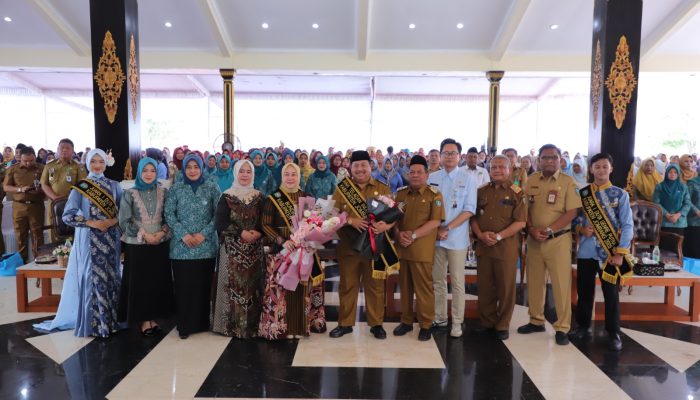 Jombang Menggelar “Gebyar Kader Bangga Kencana 2025” Mengguatkan Keluarga dan Menciptakan Generasi Emas