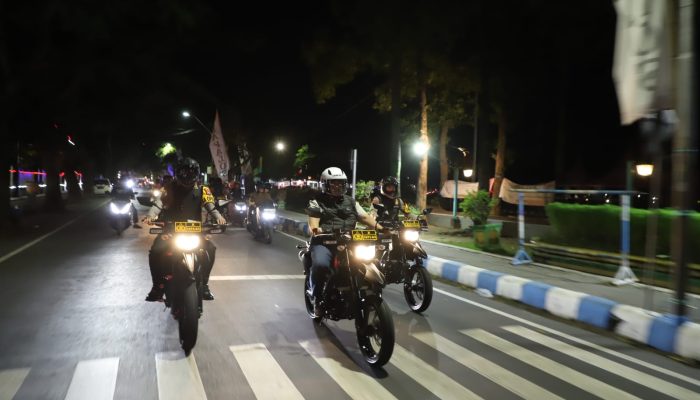 Kolaborasi TNI-Polri dan Pemerintah Kabupaten Jombang Jaga Kamtibmas, Bupati dan Kapolres Jombang Pimpin Langsung Patroli Malam Naik Motor Trail