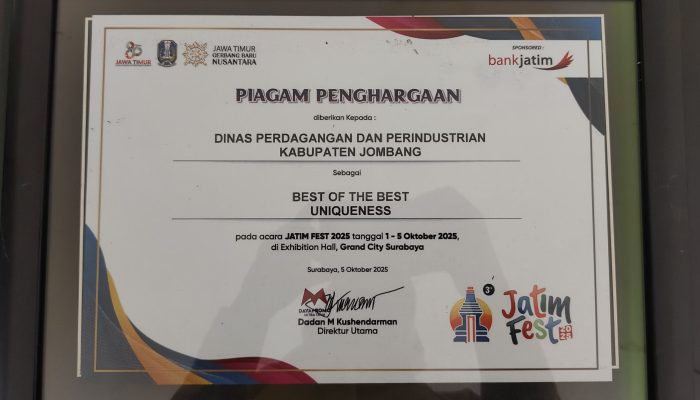 Penghargaan ”Best of The Best Uniqueness” Berhasil di Raih Jombang Pada Ajang Jatim Fest 2025