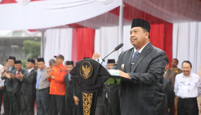 Pemkab Jombang Angkat 4.101 Non ASN Menjadi PPPK Paruh Waktu Di Bawah Guyuran Hujan
