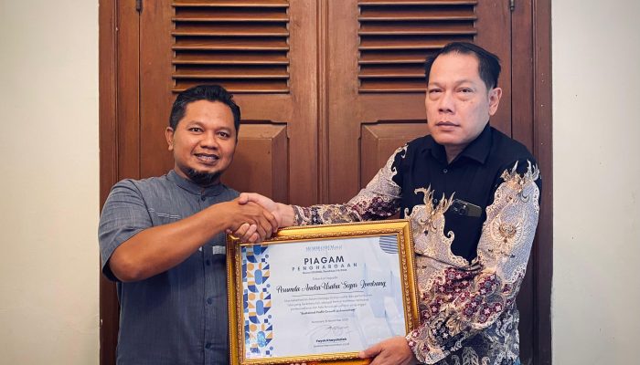 Perumda Aneka Usaha Seger Raih Penghargaan “Sustained Profit Growth Achievement 2025″
