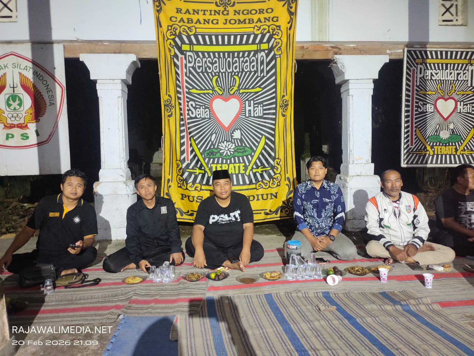 LHA PSHT Cabang Jombang Gelar Sosialisasi Hukum, Dipimpin Ketua Umum Pusat Madiun Drs. R. Moerdjoko H.W 1 WhatsApp Image 2026 02 21 at 16.41.39