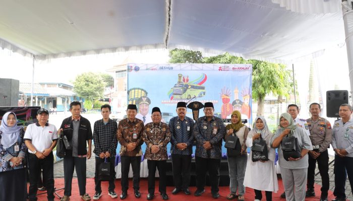 Pelepasan Program Gratis 2026 Angkutan Lebaran Mudik-Balik Di Jombang Diantarkan Wakil Bupati Jombang