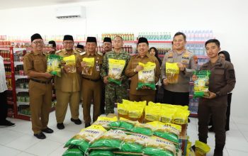 Dalam Peresmian Operasionalisasi 1061 KDKMP Se-Indonesia Bupati Jombang Turut Hadir Secara Daring