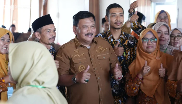 Bupati Marhaen Hadiri Pelantikan DPD AGPAII, Ajak Guru PAI Perangi Hoaks Lewat Media Sosial