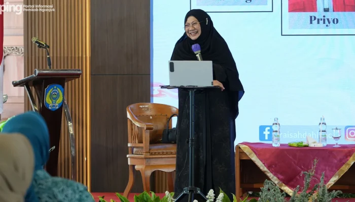 Dr. Aisyah Dahlan Bahas Parenting Modern dan Cara Kerja Otak Anak di Nganjuk
