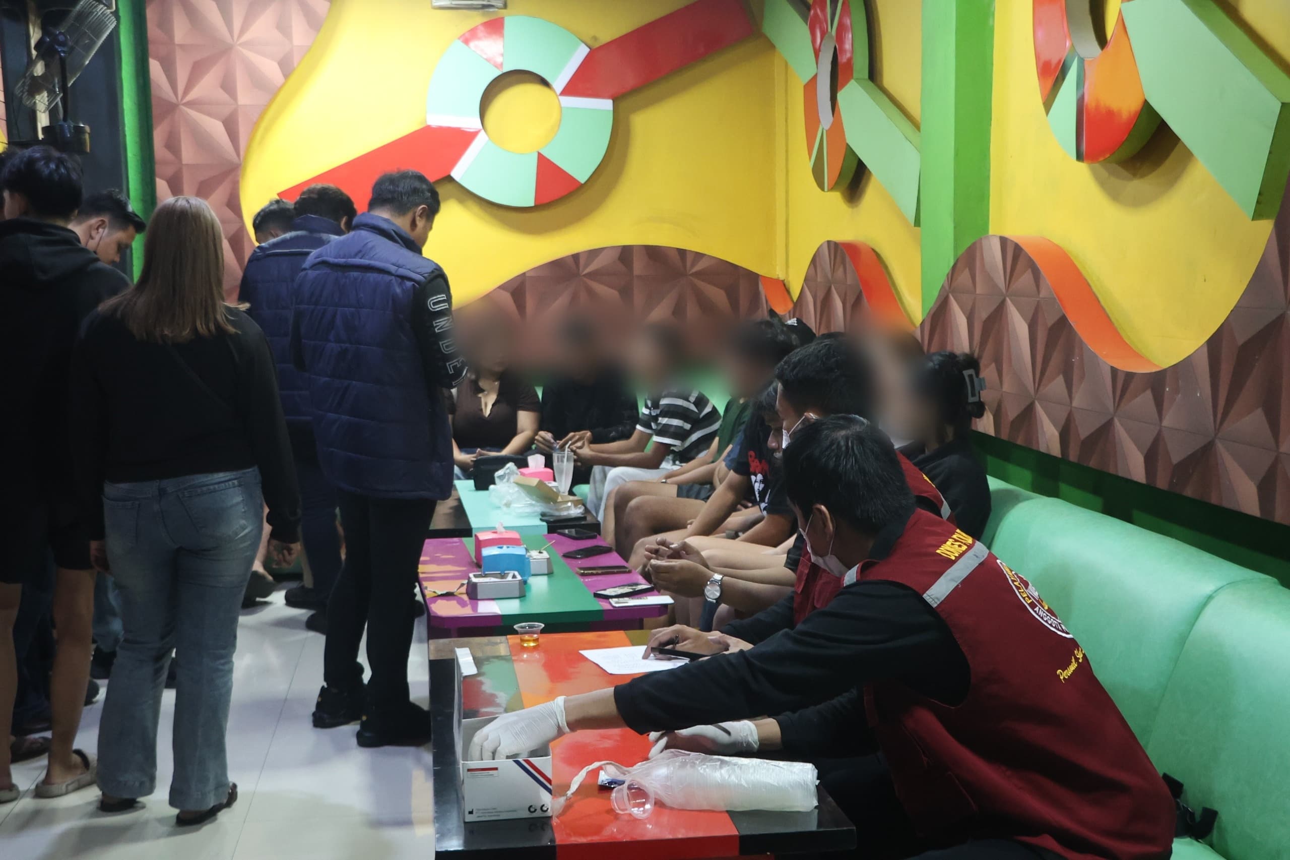 Polres Blitar Kota Gelar Operasi Gabungan Razia Narkoba, Satu Pengunjung Dinyatakan Positif 1 WhatsApp Image 2026 10 15 at 15.09.47